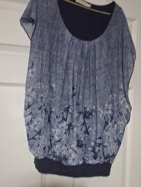 Women's Navy Floral Scoop-Neck Tunic TopSz XL $19